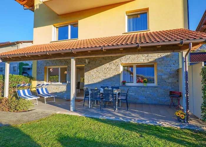 Rose Gialla Firsia Garten Eg Апартаменты Колико