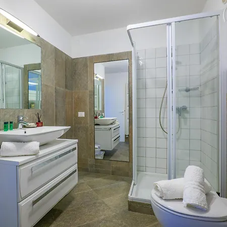 Rose Gialla Firsia Garten Eg Apartamento