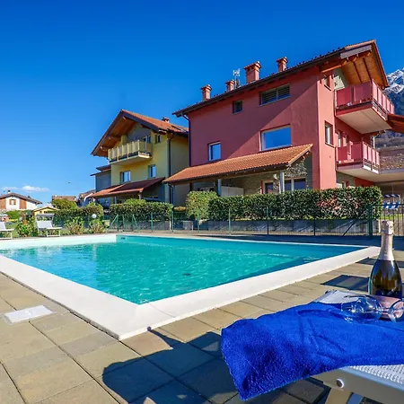 Apartamento Rose Gialla Firsia Garten Eg Colico