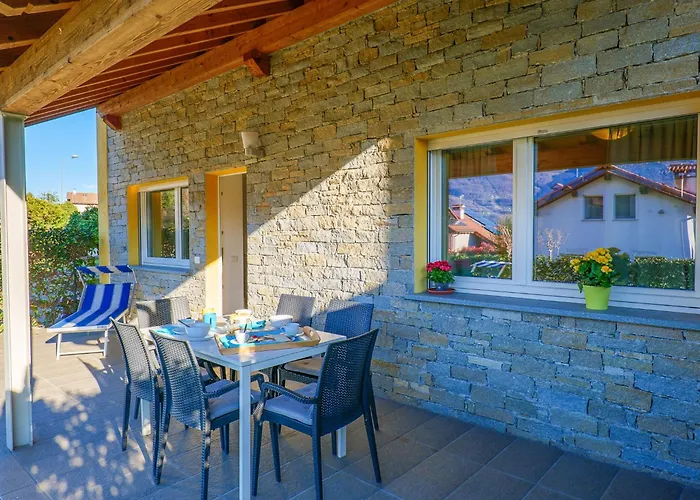 Apartment Rose Gialla Firsia Garten Eg Colico